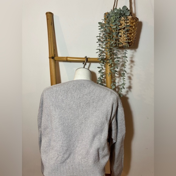 Sunday Best Sweater - Size M - Picture 3 of 6